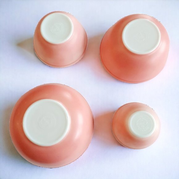 "RARE" Authentic 1950's Pyrex Pink Nesting Mixing Bowls Set of 4 - Picture 6 of 15